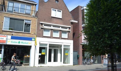 Te Koop: Foto Winkelruimte aan de van Echtenstraat 21 in Hoogeveen