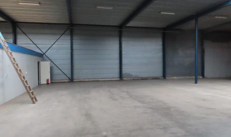 Te Huur: Foto Bedrijfsruimte aan de Dr Anton Philipsstraat 29a in Hoogeveen