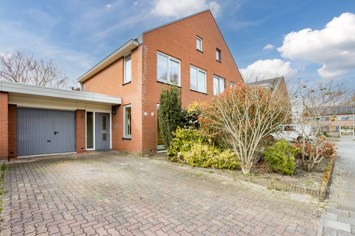Te koop: Foto Woonhuis aan de De Kroon 57 in Hoogeveen