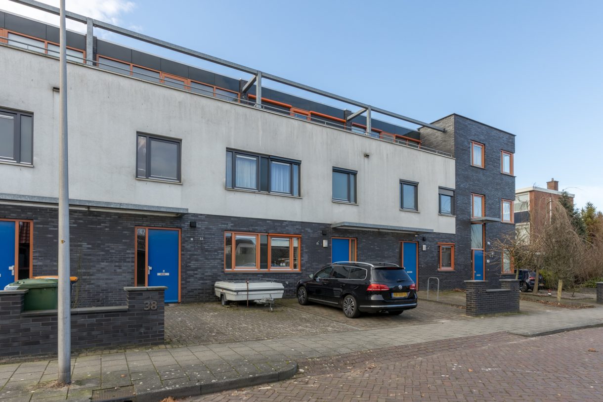 Te koop: Foto Woonhuis aan de Prinses Irenestraat 38 in Hoogeveen