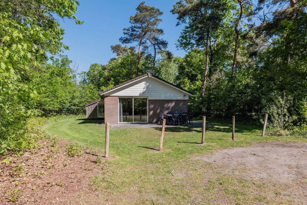 Te koop: Foto Woonhuis aan de Oshaarseweg 24-126 in Echten