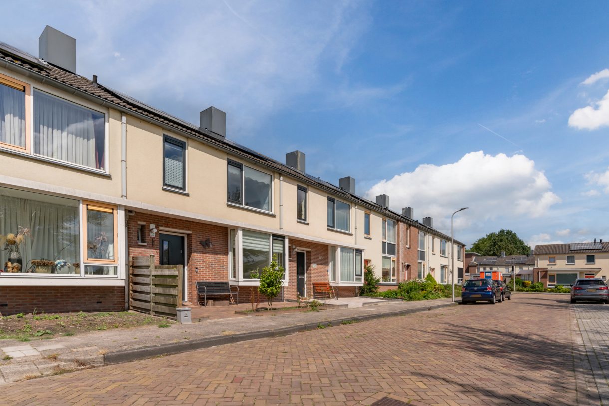 Te koop: Foto Woonhuis aan de De Vink 37 in Hoogeveen