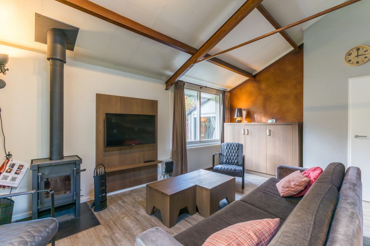 Te koop: Foto Woonhuis aan de Oshaarseweg 24-3 in Echten