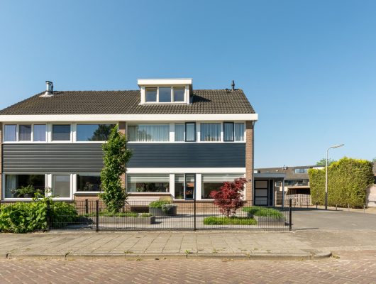 Hoofdfoto van Hoogeveen Albert Steenbergenstraat 2a