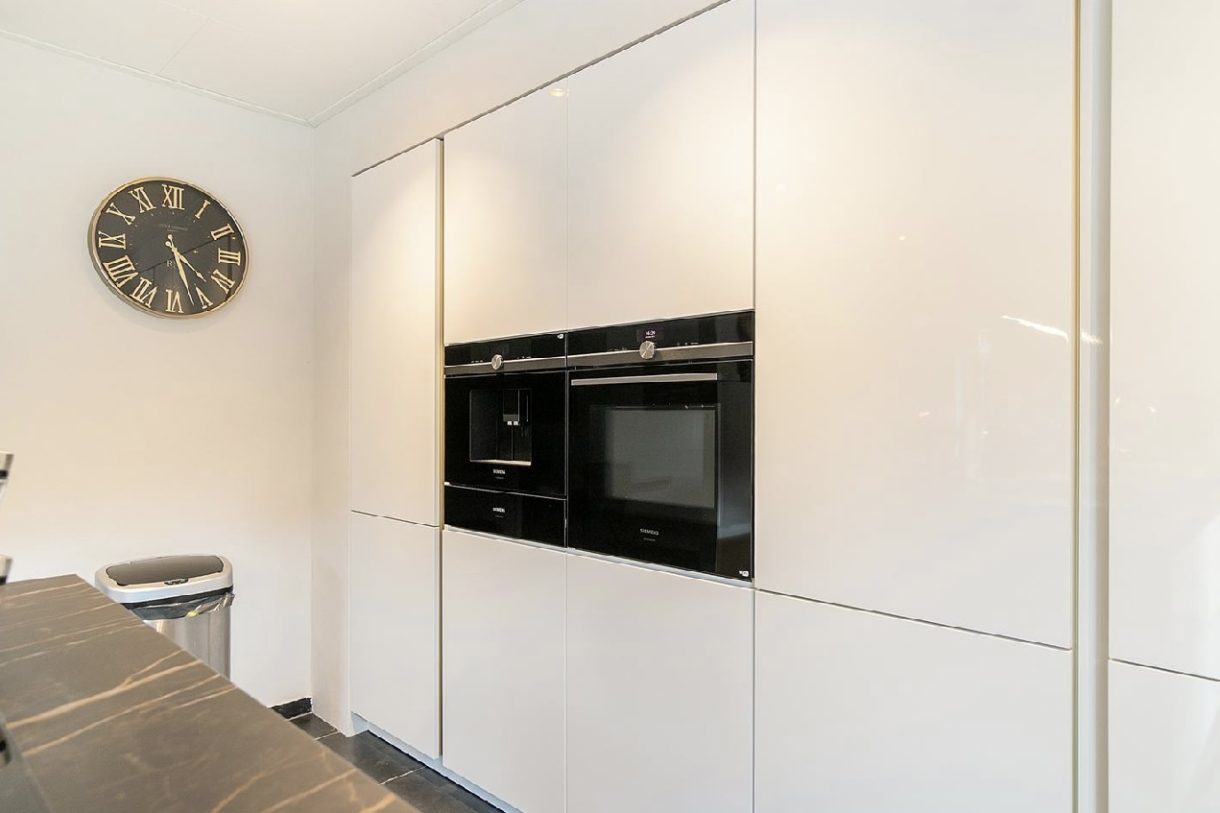 Te koop: Foto Woonhuis aan de Kerkweg 9 in Tiendeveen