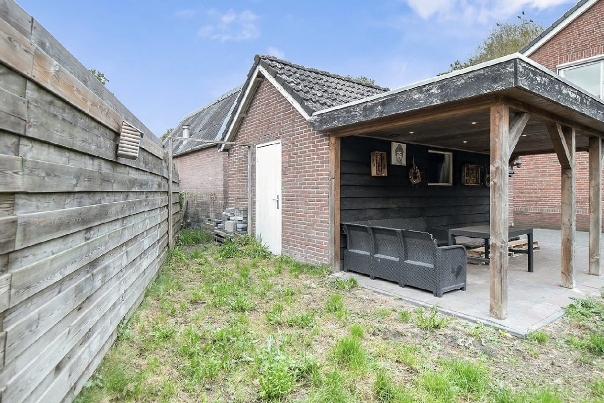 Te koop: Foto Woonhuis aan de Kerkweg 9 in Tiendeveen