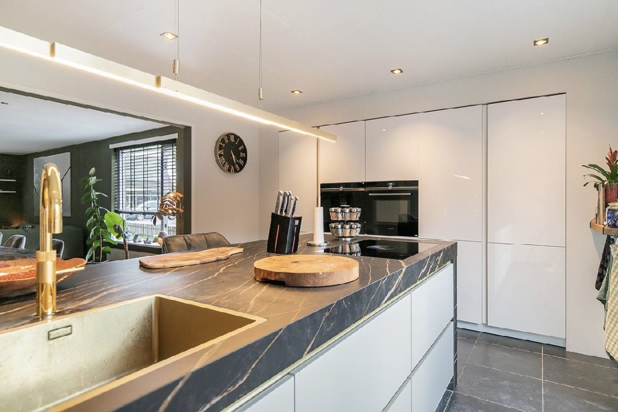 Te koop: Foto Woonhuis aan de Kerkweg 9 in Tiendeveen