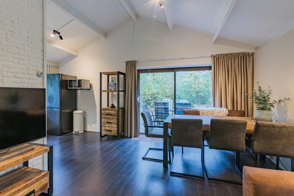 Te koop: Foto Woonhuis aan de Oshaarseweg 24-93 in Echten