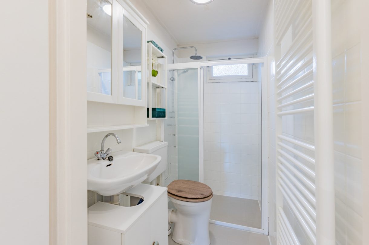 Te koop: Foto Woonhuis aan de Oshaarseweg 24-93 in Echten