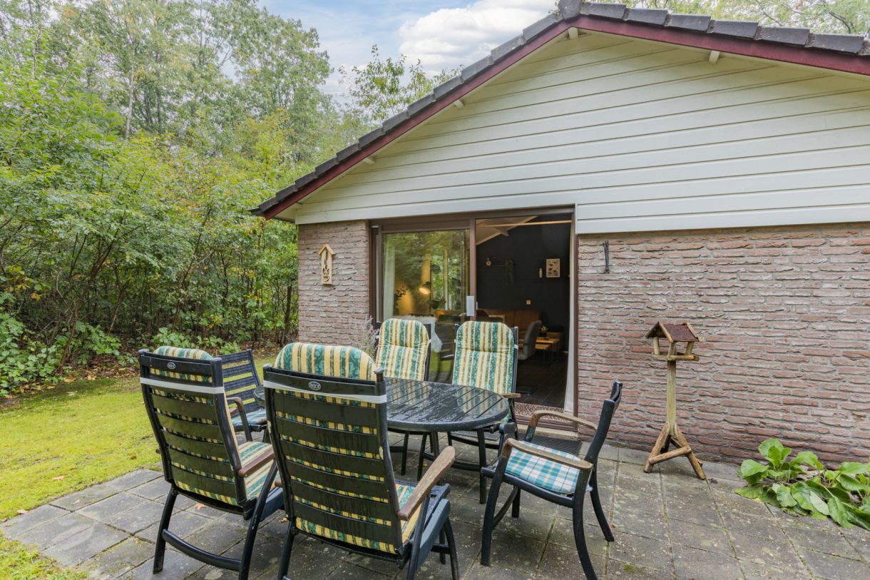 Te koop: Foto Woonhuis aan de Oshaarseweg 24-93 in Echten