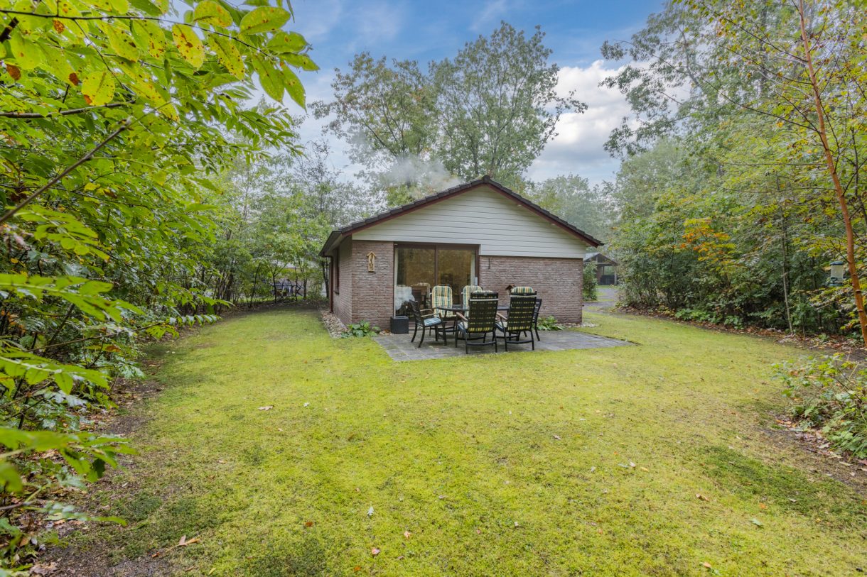 Te koop: Foto Woonhuis aan de Oshaarseweg 24-93 in Echten