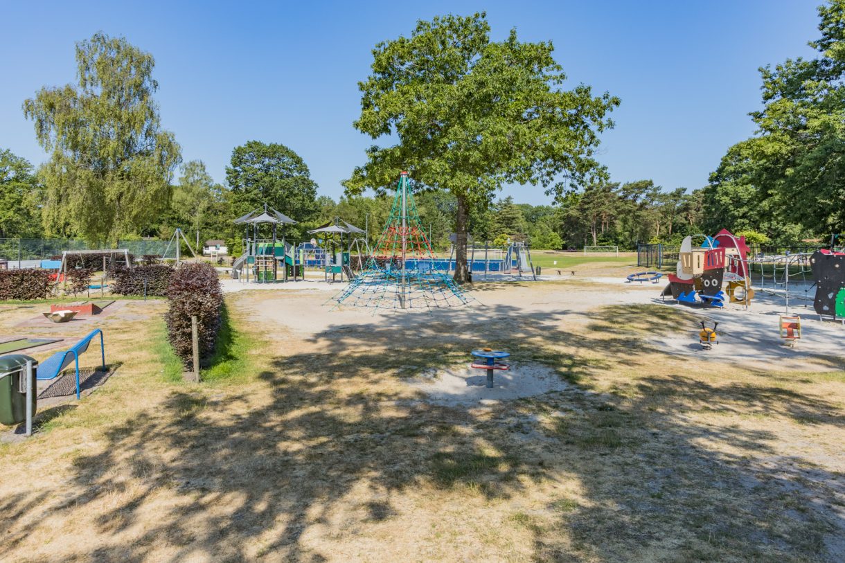 Te koop: Foto Woonhuis aan de Oshaarseweg 24-93 in Echten