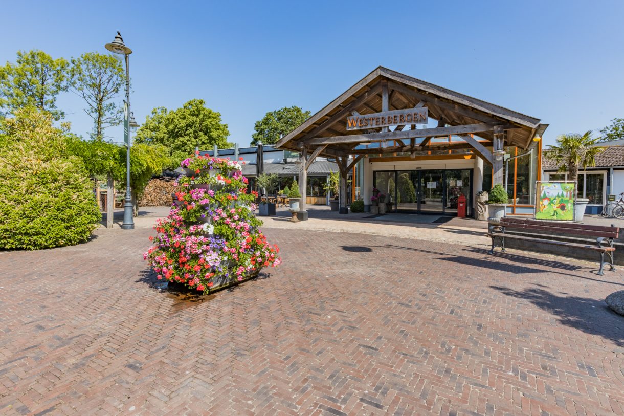 Te koop: Foto Woonhuis aan de Oshaarseweg 24-93 in Echten