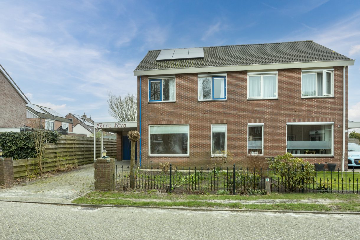 Te koop: Foto Woonhuis aan de Veenbes 44 in Nieuwlande