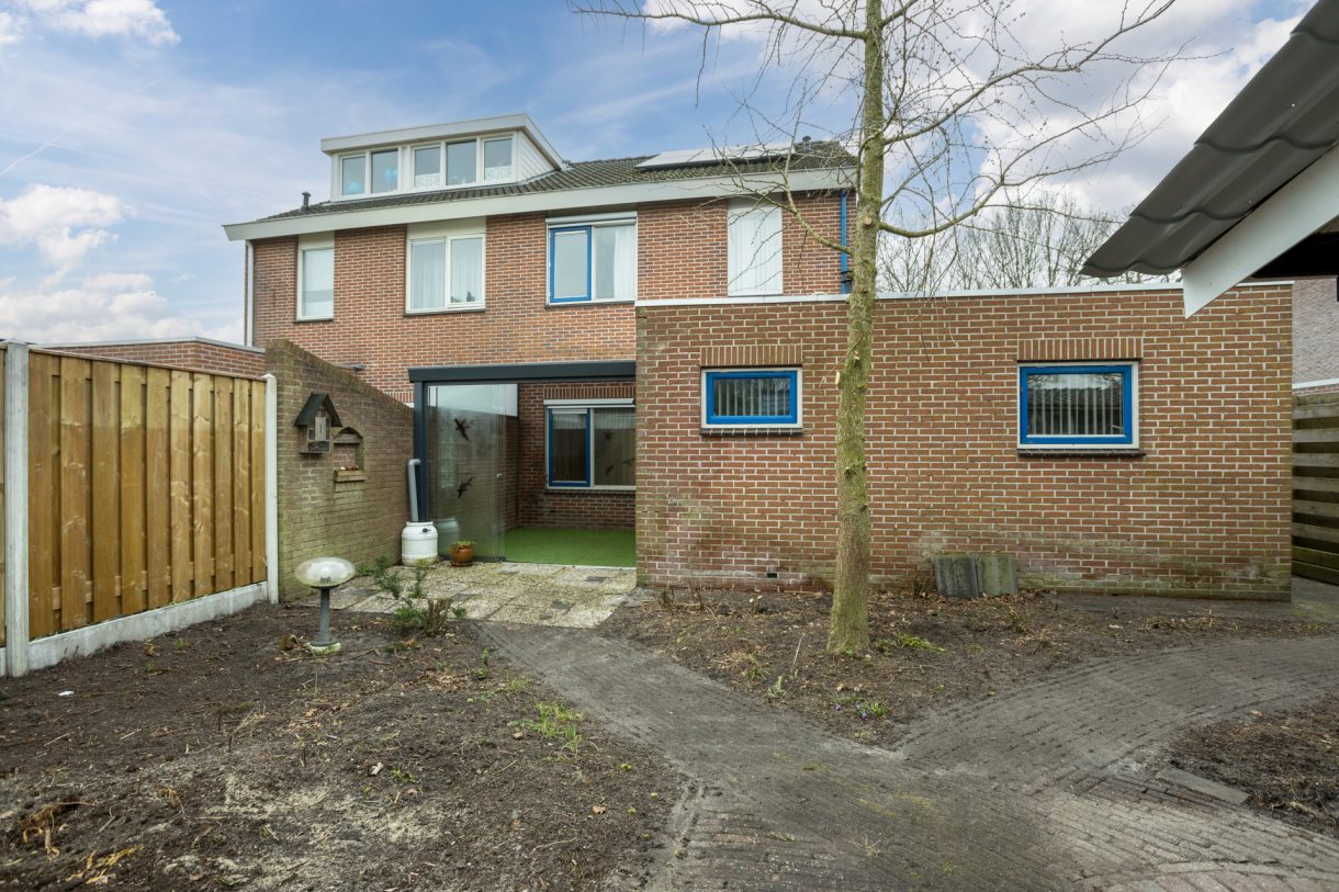 Te koop: Foto Woonhuis aan de Veenbes 44 in Nieuwlande