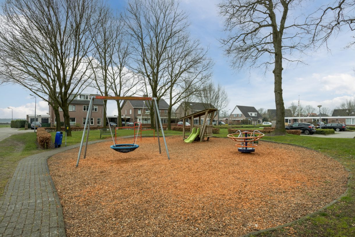 Te koop: Foto Woonhuis aan de Veenbes 44 in Nieuwlande