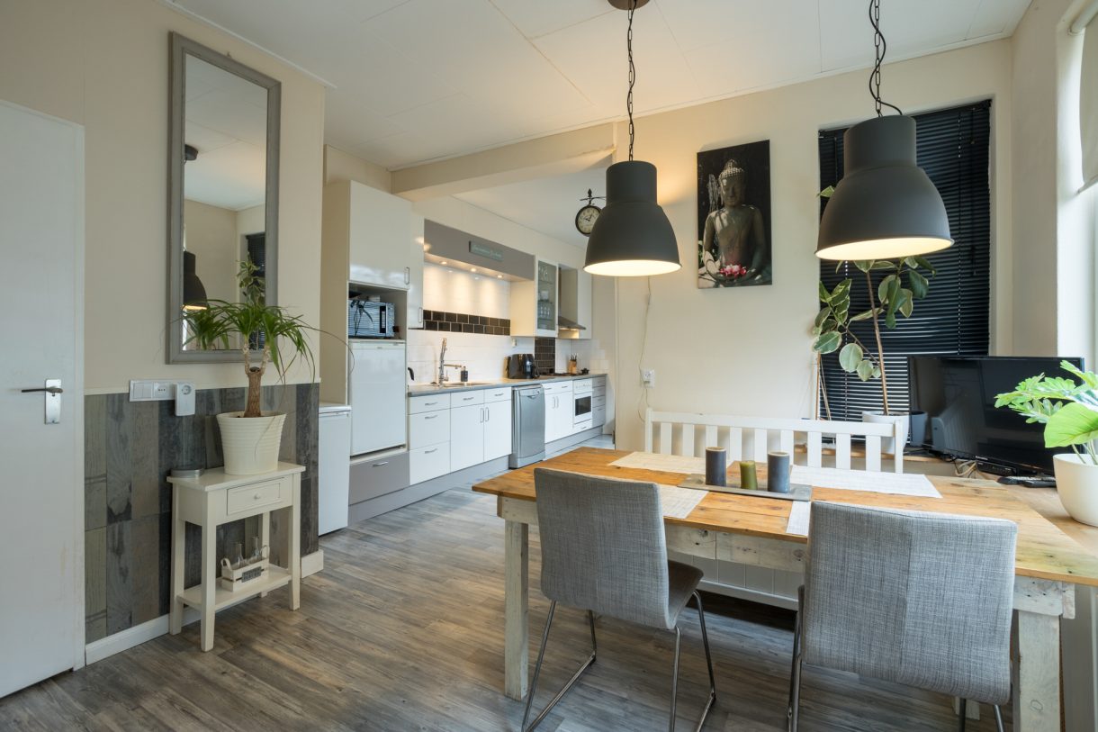 Te koop: Foto Woonhuis aan de De Vos van Steenwijklaan 72 in Hoogeveen