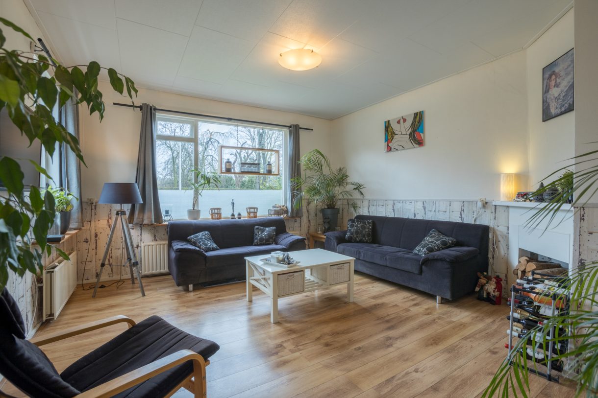 Te koop: Foto Woonhuis aan de De Vos van Steenwijklaan 72 in Hoogeveen