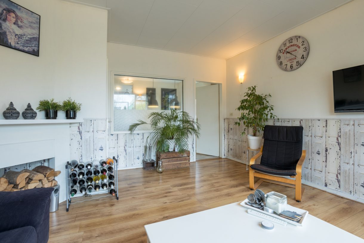 Te koop: Foto Woonhuis aan de De Vos van Steenwijklaan 72 in Hoogeveen