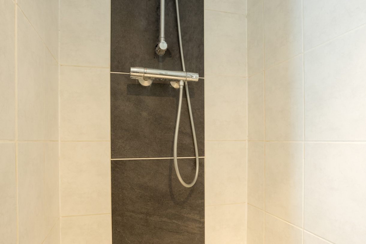 Te koop: Foto Woonhuis aan de De Vos van Steenwijklaan 72 in Hoogeveen