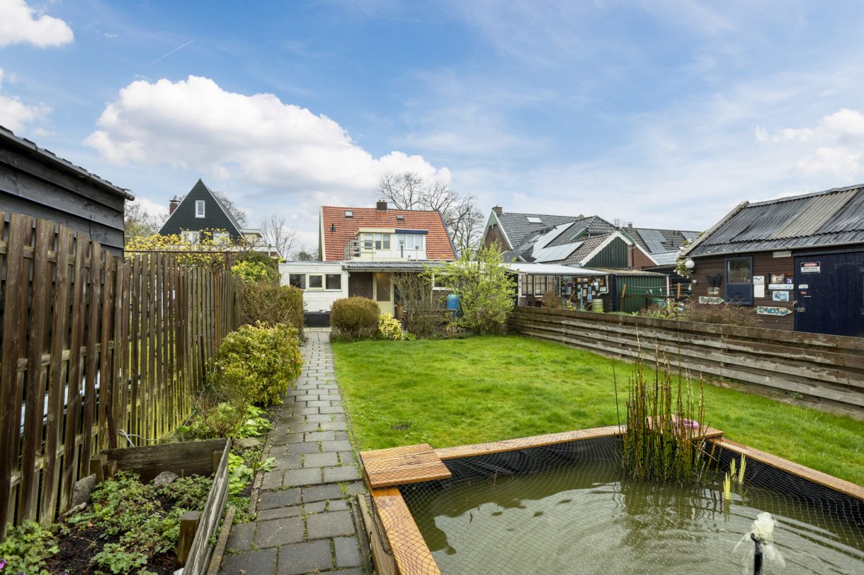 Te koop: Foto Woonhuis aan de De Vos van Steenwijklaan 72 in Hoogeveen