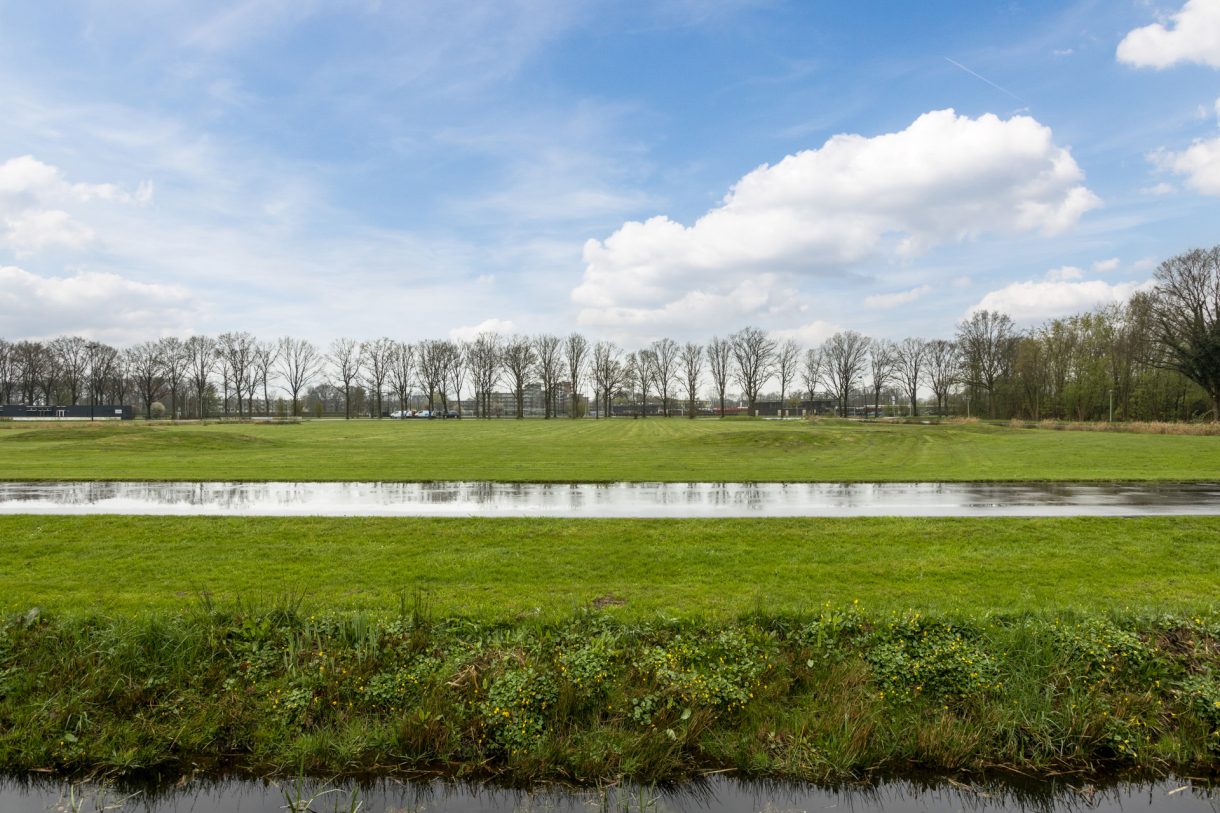 Te koop: Foto Woonhuis aan de De Vos van Steenwijklaan 72 in Hoogeveen