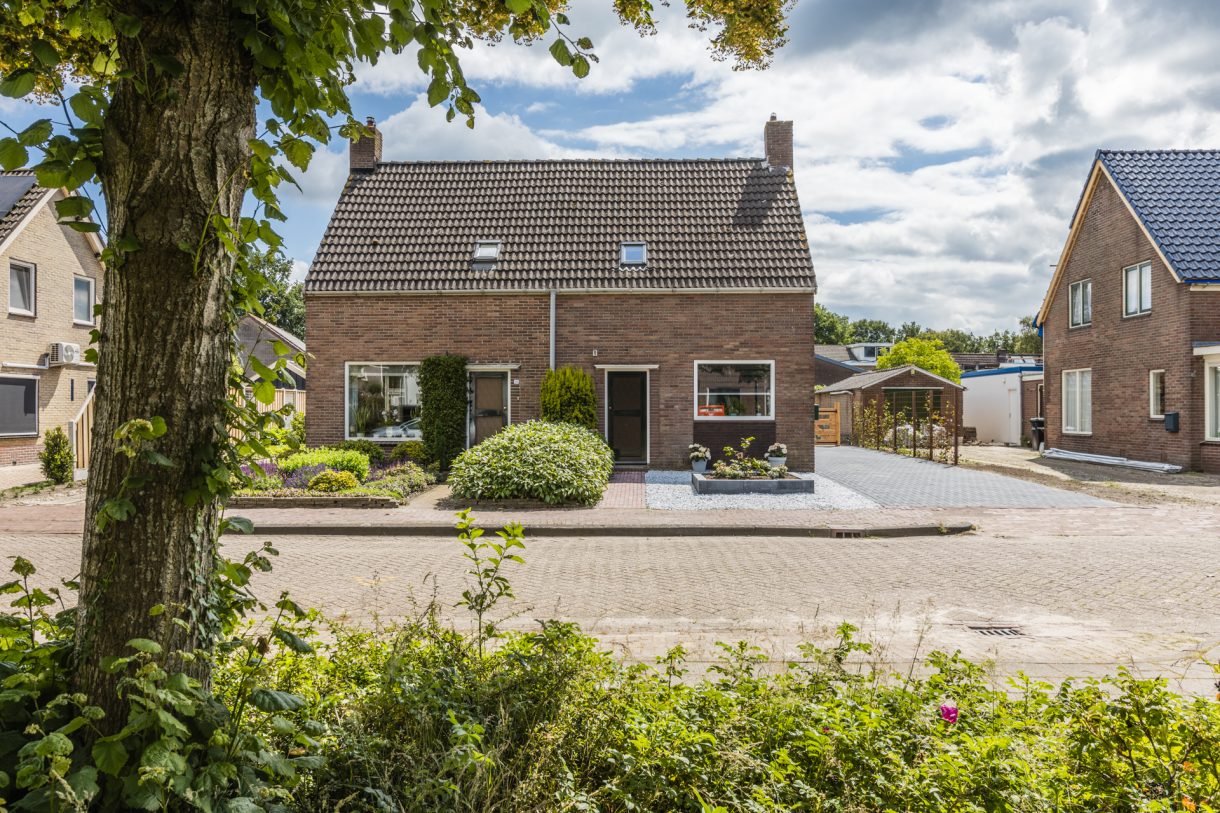 Te koop: Foto Woonhuis aan de Nieuwstraat 14 in Alteveer