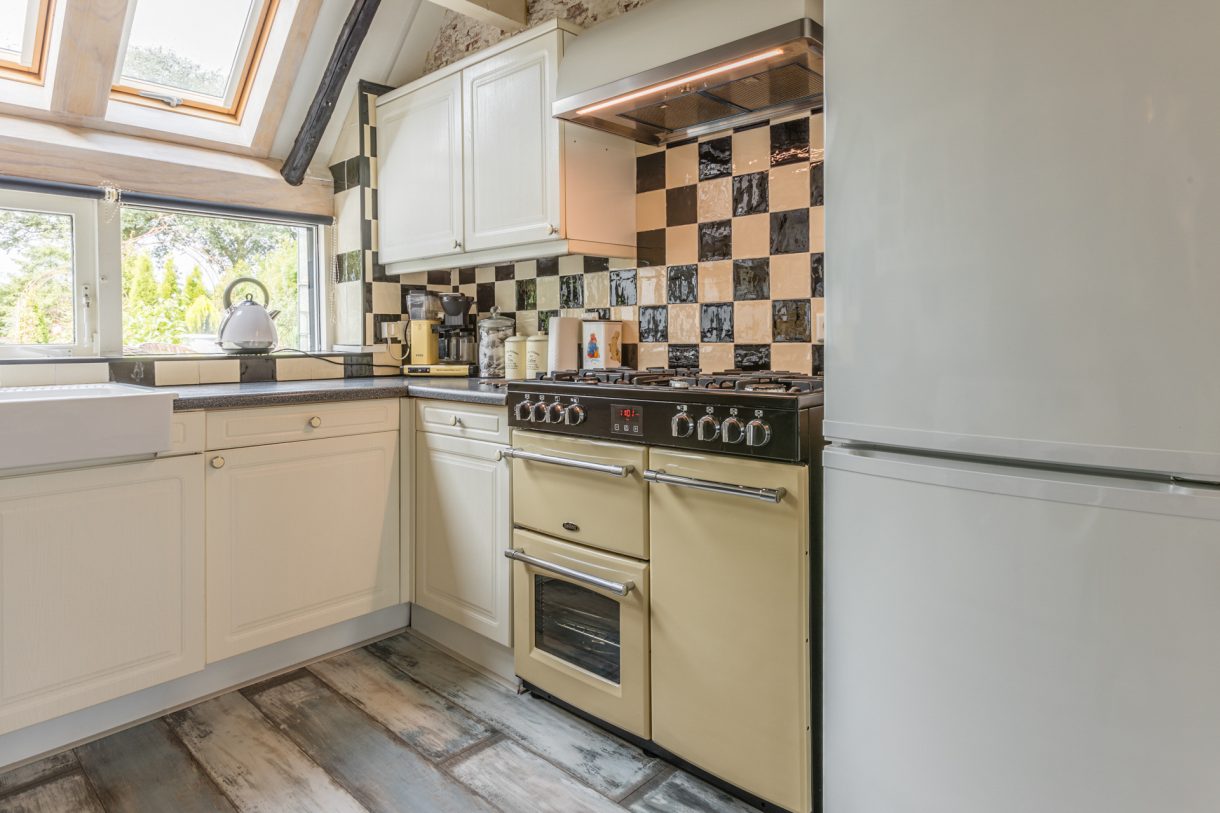 Te koop: Foto Woonhuis aan de Luchiesweg 4 in Geesbrug