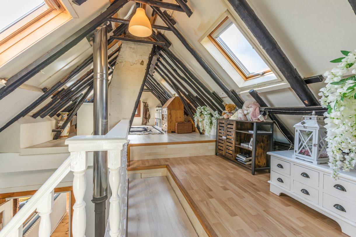 Te koop: Foto Woonhuis aan de Luchiesweg 4 in Geesbrug