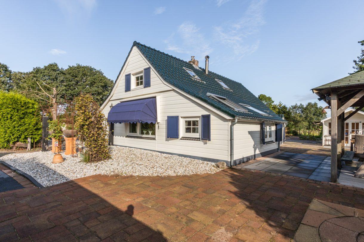 Te koop: Foto Woonhuis aan de Luchiesweg 4 in Geesbrug