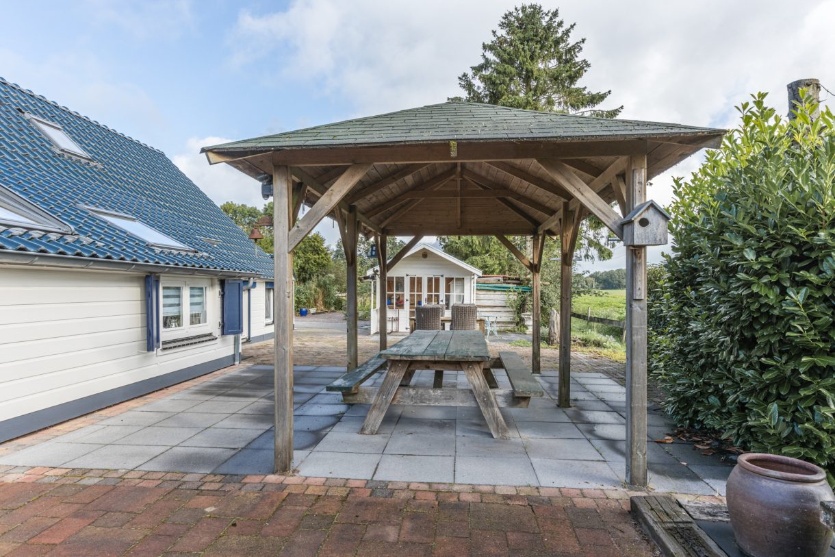 Te koop: Foto Woonhuis aan de Luchiesweg 4 in Geesbrug