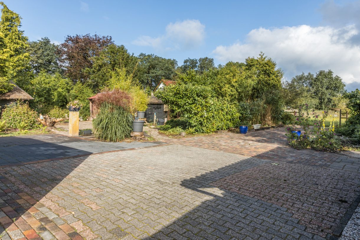 Te koop: Foto Woonhuis aan de Luchiesweg 4 in Geesbrug