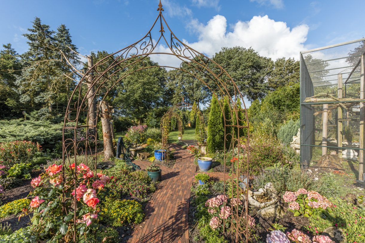 Te koop: Foto Woonhuis aan de Luchiesweg 4 in Geesbrug