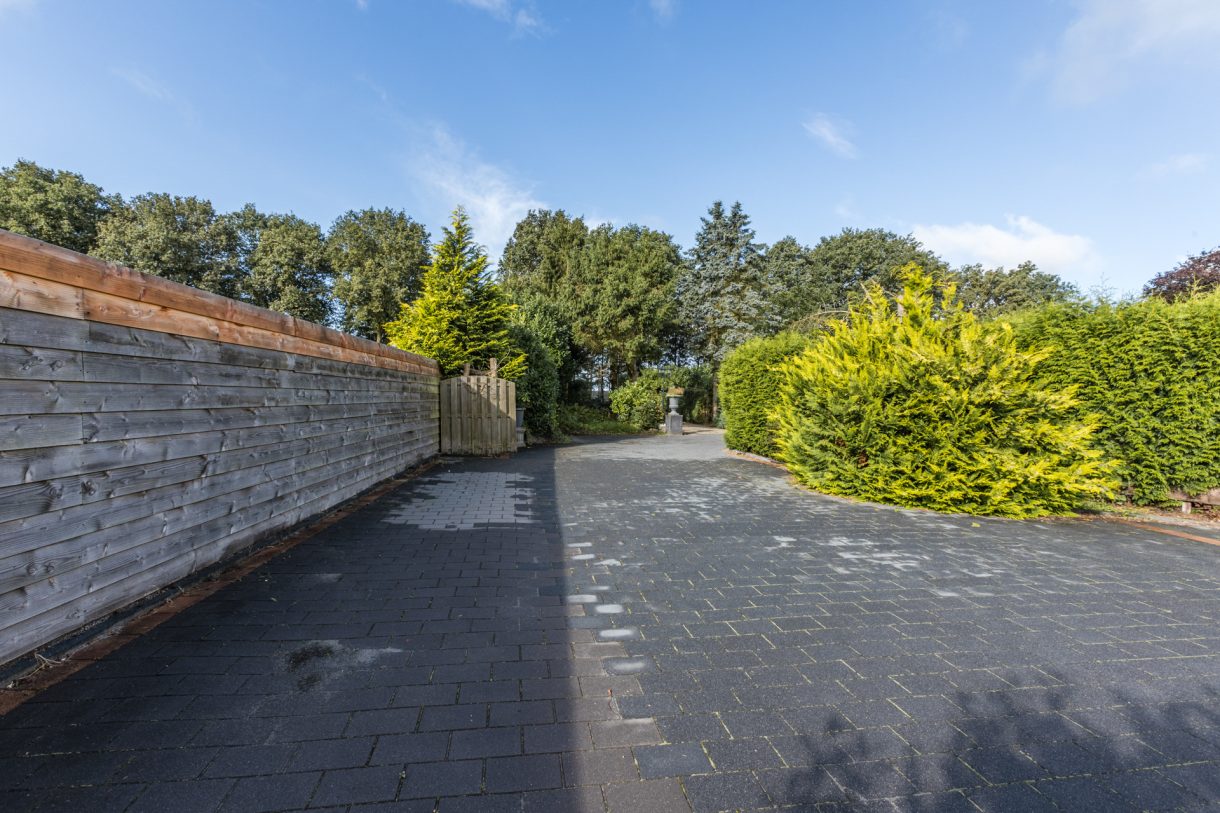 Te koop: Foto Woonhuis aan de Luchiesweg 4 in Geesbrug