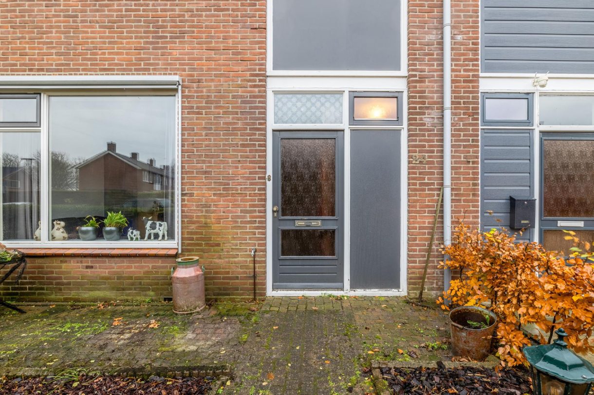 Te koop: Foto Woonhuis aan de van Limburg Stirumstraat 24 in Coevorden