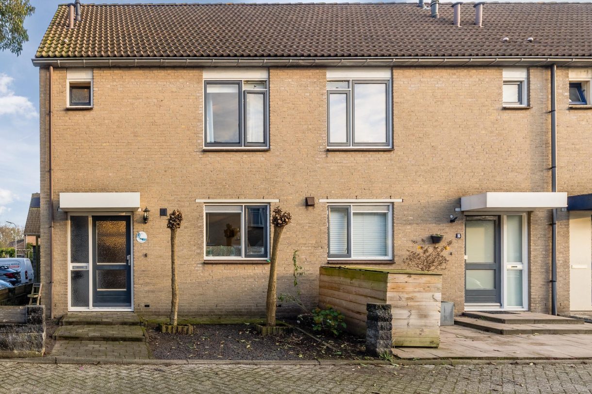 Te koop: Foto Woonhuis aan de De Praam 18 in Hoogeveen