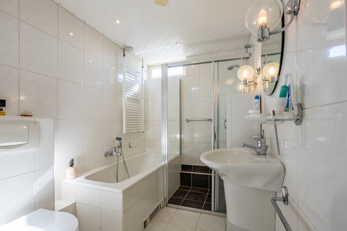 Te koop: Foto Woonhuis aan de Satellietenlaan 20 in Hoogeveen