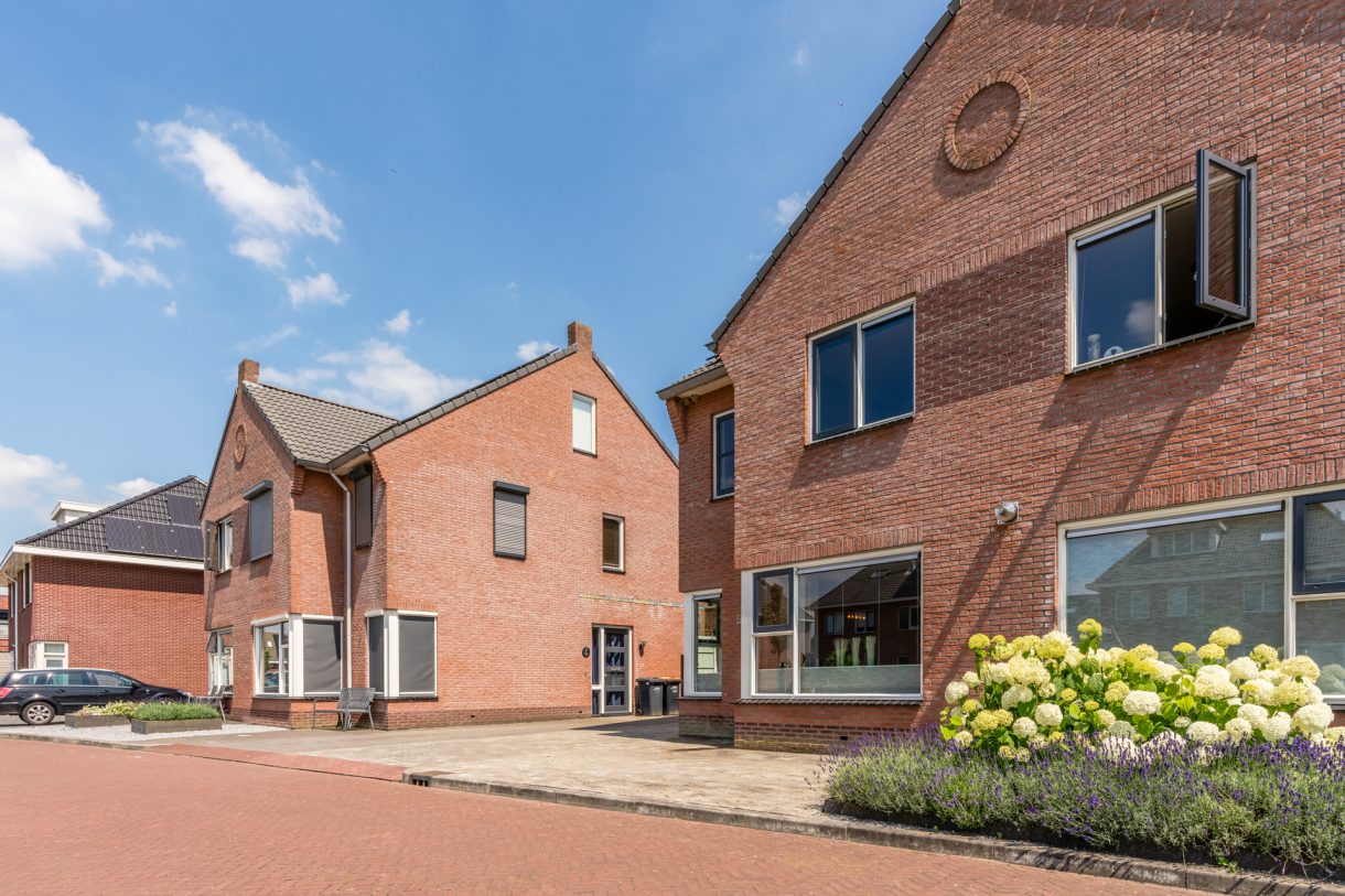 Te koop: Foto Woonhuis aan de Sleedoornpage 9 in Hoogeveen