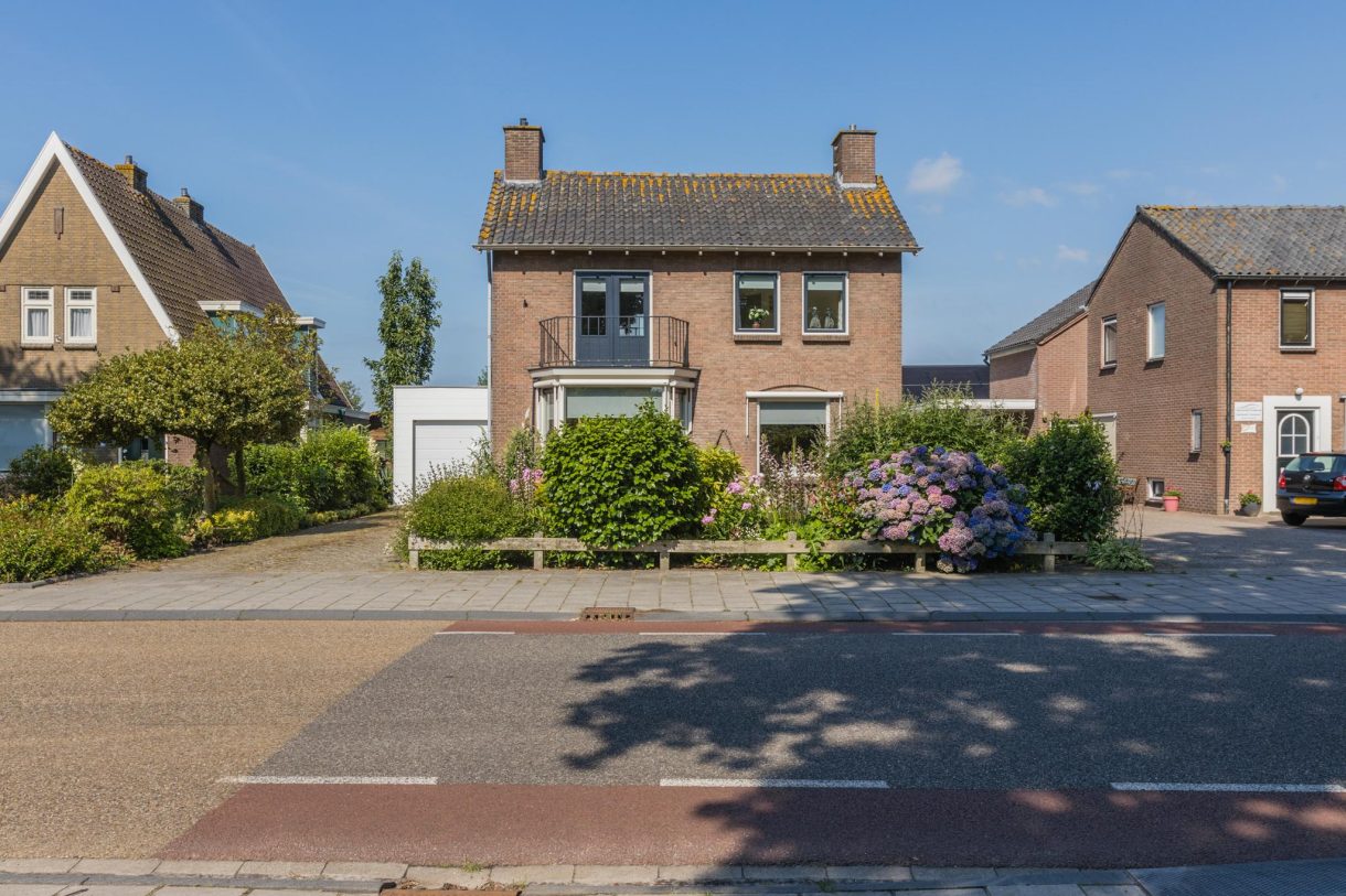 Te koop: Foto Woonhuis aan de Riegshoogtendijk 30 in Hollandscheveld