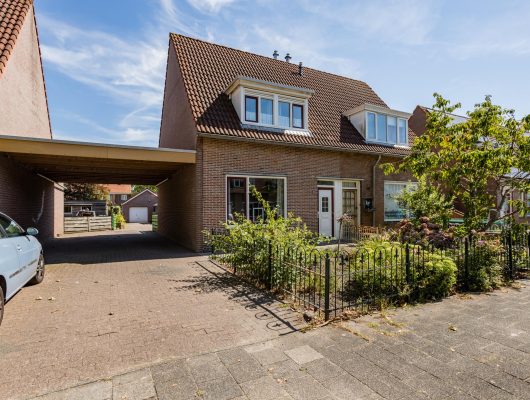 Hoofdfoto van Hoogeveen J van der Veenstraat 37