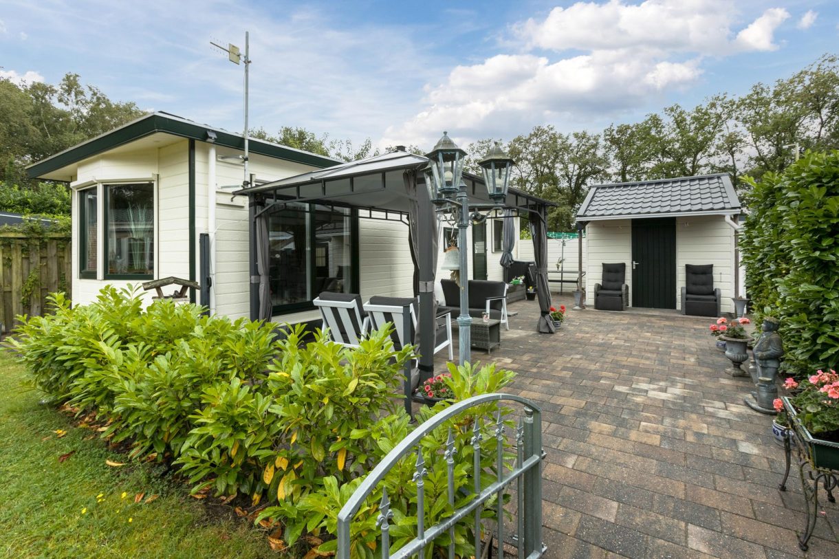 Te koop: Foto Woonhuis aan de Oshaarseweg 24-669 in Echten