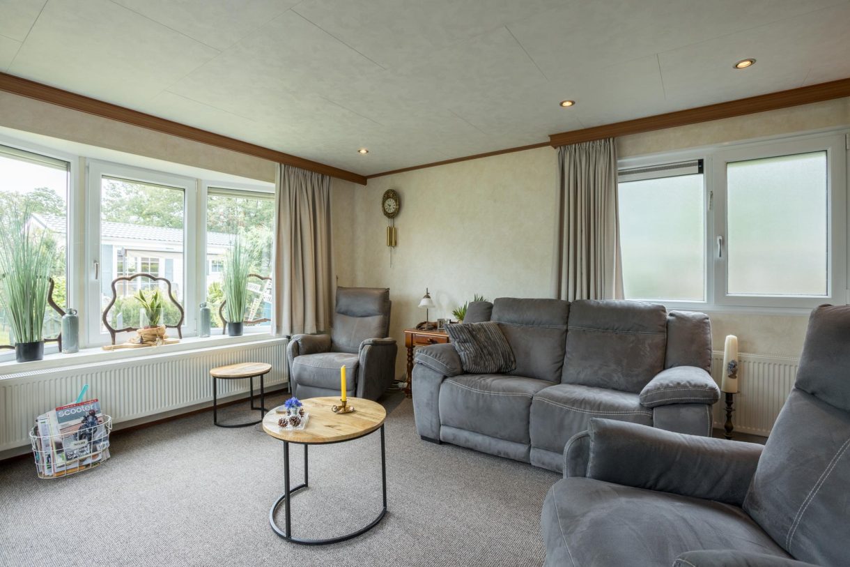 Te koop: Foto Woonhuis aan de Oshaarseweg 24-669 in Echten