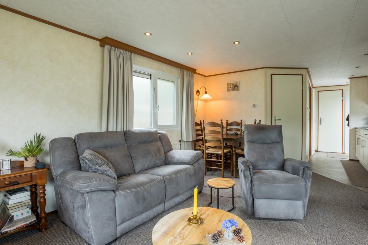 Te koop: Foto Woonhuis aan de Oshaarseweg 24-669 in Echten