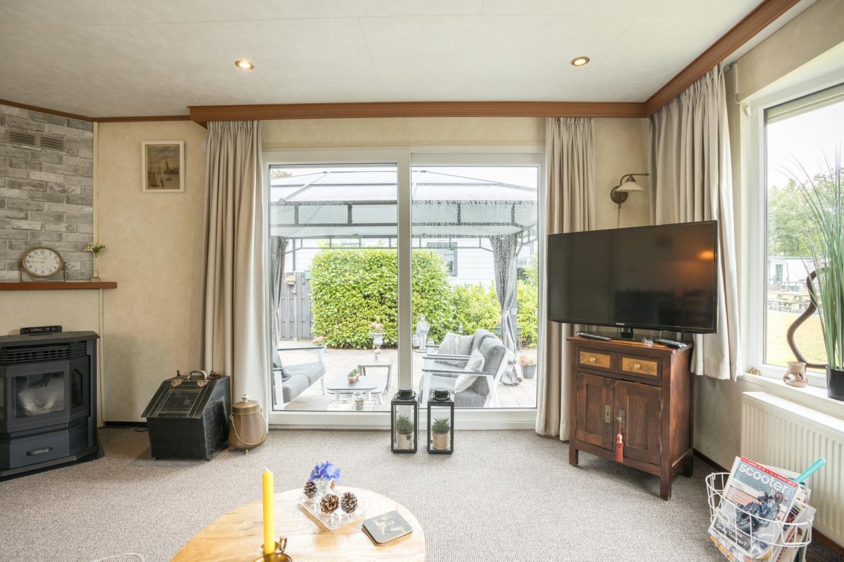 Te koop: Foto Woonhuis aan de Oshaarseweg 24-669 in Echten