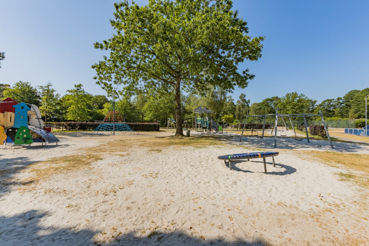 Te koop: Foto Woonhuis aan de Oshaarseweg 24-669 in Echten