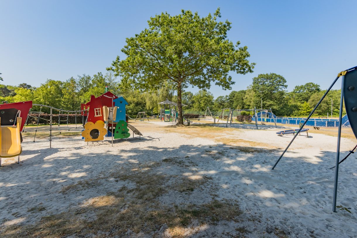 Te koop: Foto Woonhuis aan de Oshaarseweg 24-669 in Echten