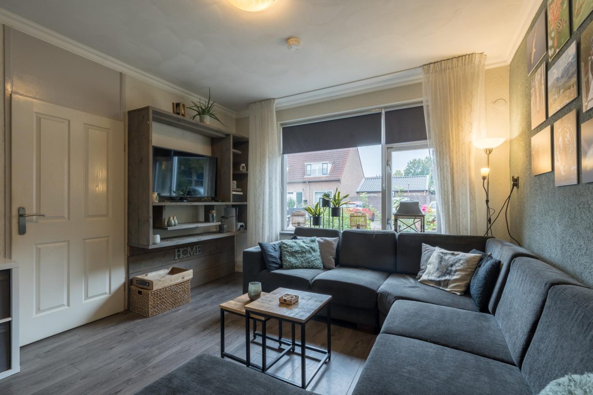 Te koop: Foto Woonhuis aan de J van der Veenstraat 5 in Hoogeveen