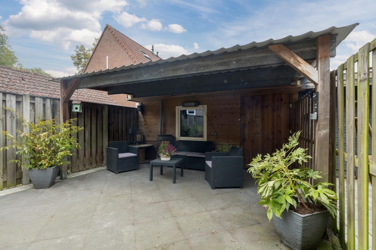 Te koop: Foto Woonhuis aan de J van der Veenstraat 5 in Hoogeveen