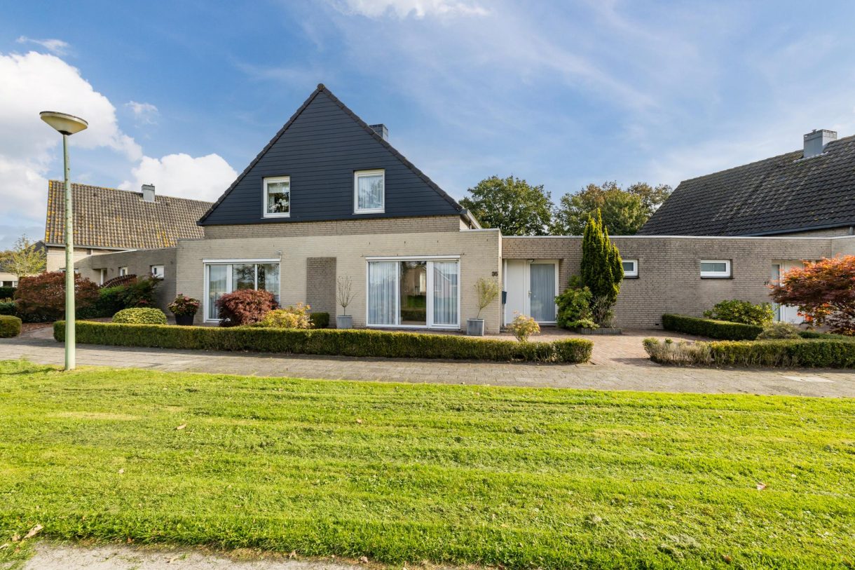 Te koop: Foto Woonhuis aan de Prins Claushof 35 in Hollandscheveld