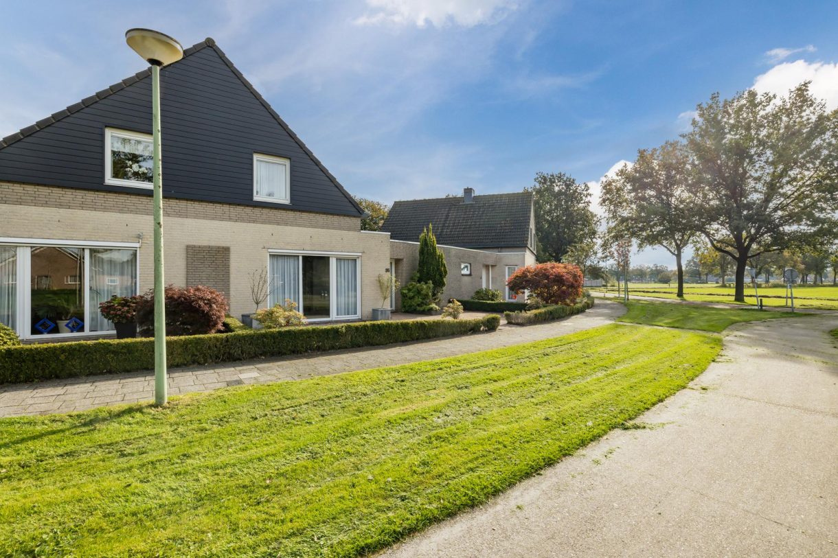 Te koop: Foto Woonhuis aan de Prins Claushof 35 in Hollandscheveld